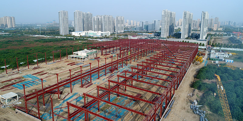 郑锅产业园钢结构厂房屋面檩条安装
