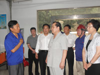 2012年6月份省人大常委會副主任、省總工會主席劉新民一行蒞臨指導